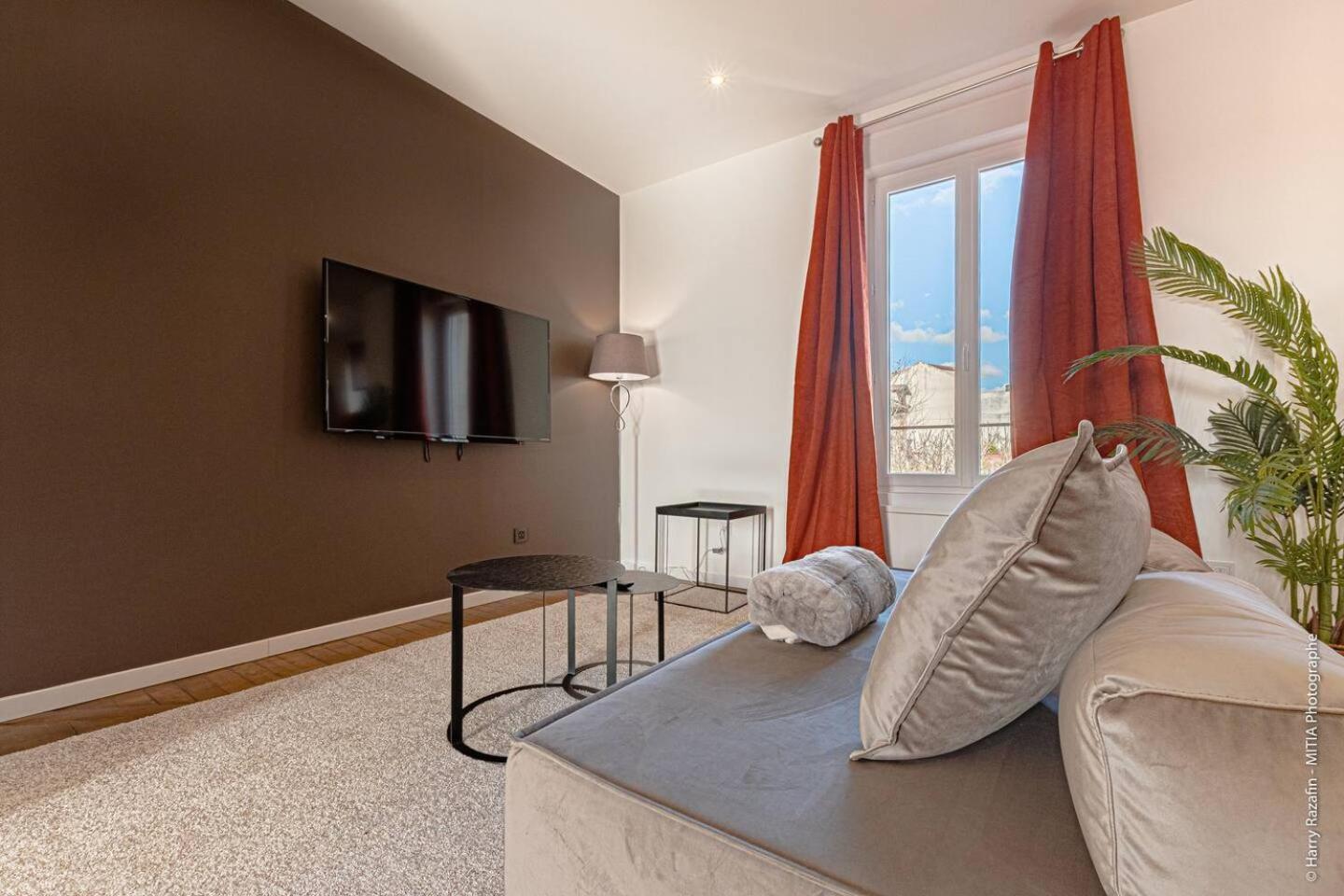 Les Suites Locarno Limoges Ngoại thất bức ảnh